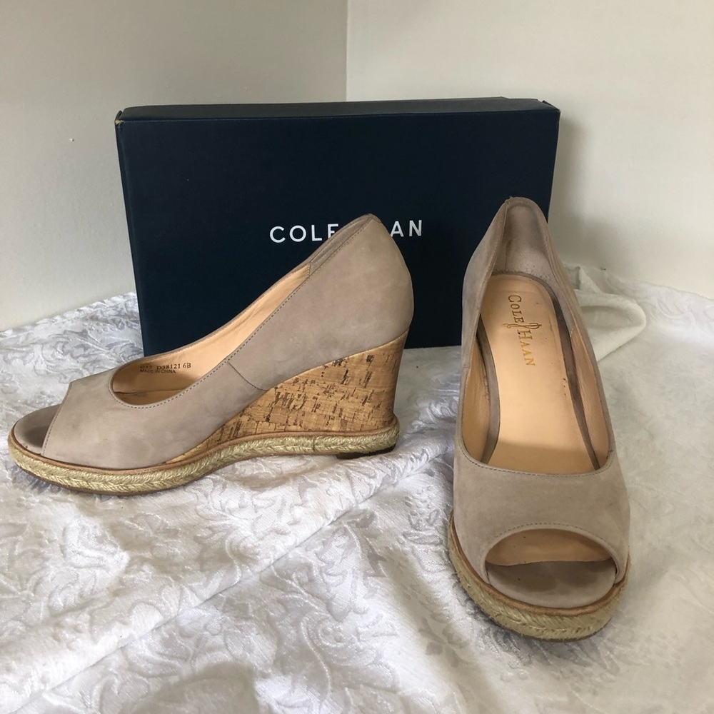 Cole Haan 6M Wedge Espadrilles Beige Suede